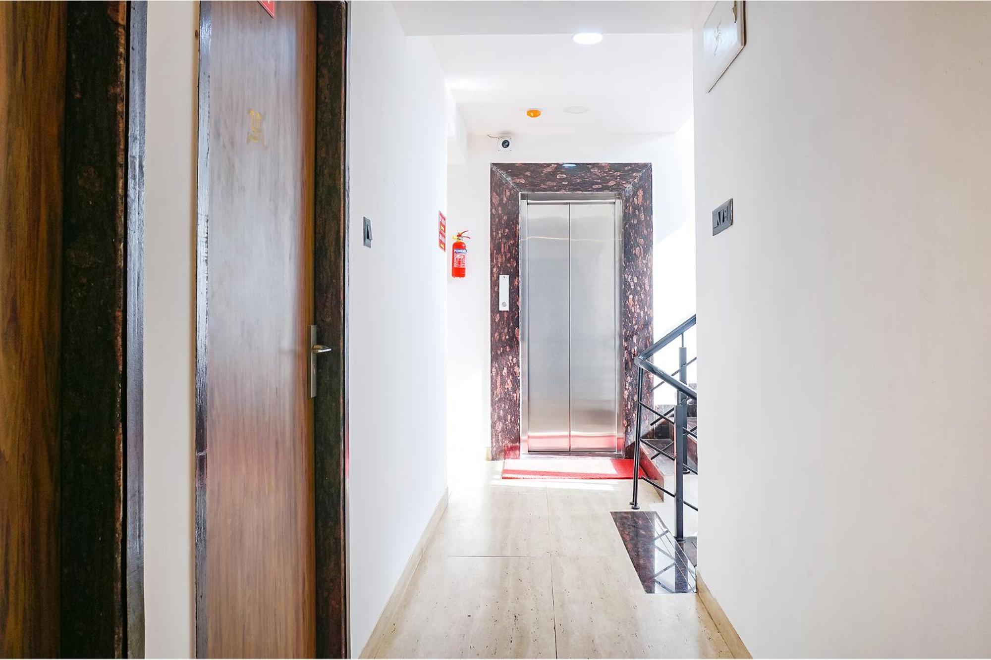 Fabhotel Atithi Regency 浦那 外观 照片